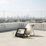 كشاف يعمل بالطاقة الشمسية بقوة 800 واط بضملن عامين