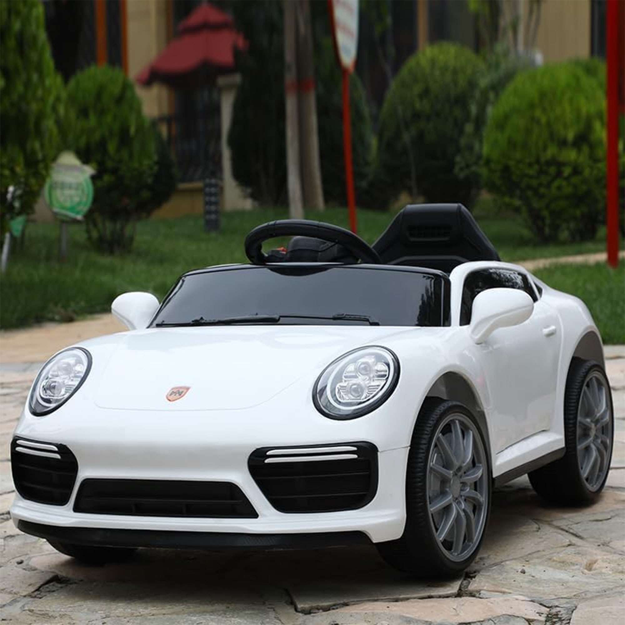 f3ec9d31-f0c2-4862-a272-df839dc29fec.jpg سيارة بورش - الصورة 1