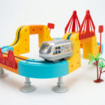 ⁦مجموعة قطار السكك الحديدية الكهربائية للأطفال، 123 قطعة⁩ - الصورة ⁦7⁩